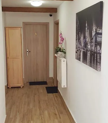 Pod Stodola Гостевой дом 4*